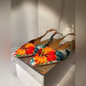 Matiko Hawaiian Print Slingback Flats Pointed Toe Shoes – US 4-4.5 (EU 35) NIB